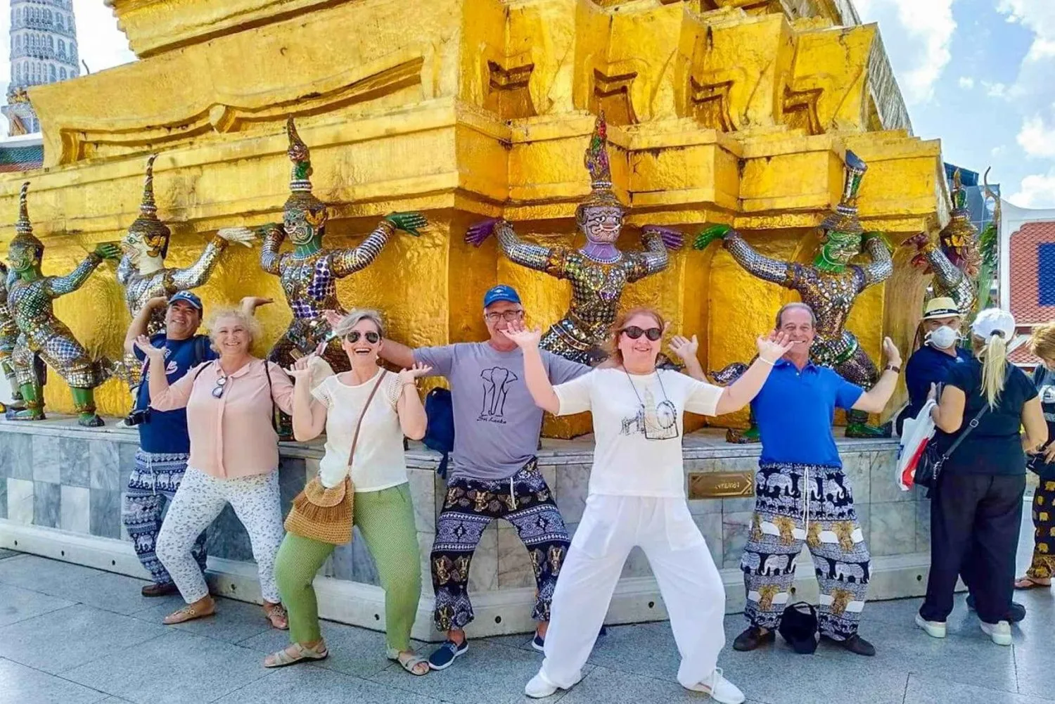 Bangkok Tours - Bangkok: Explore the Grand Palace, Wat Pho & Wat Arun - Image 6