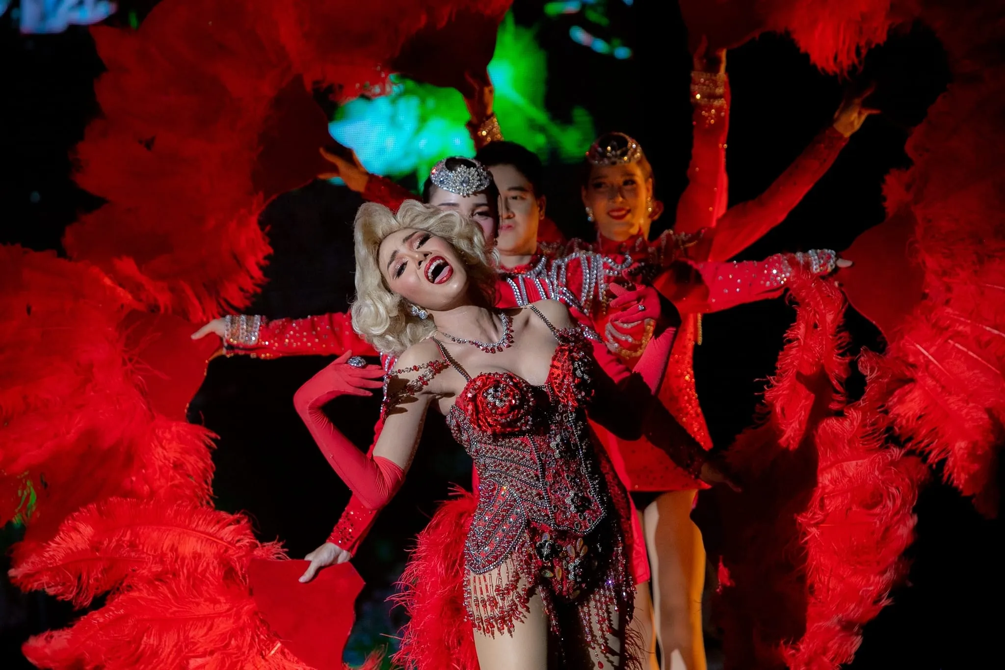 Pattaya City Tours - Pattaya: Tiffany’s Show Cabaret – Entry Ticket & VIP Seats - Image 6