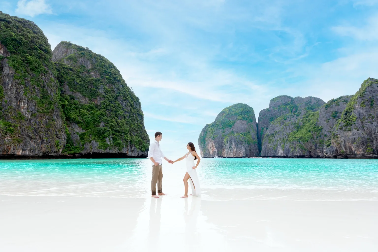 Phuket Tours - Phuket: Maya Bay, Phi Phi & Bamboo Island Tour with Lunch - Image 3