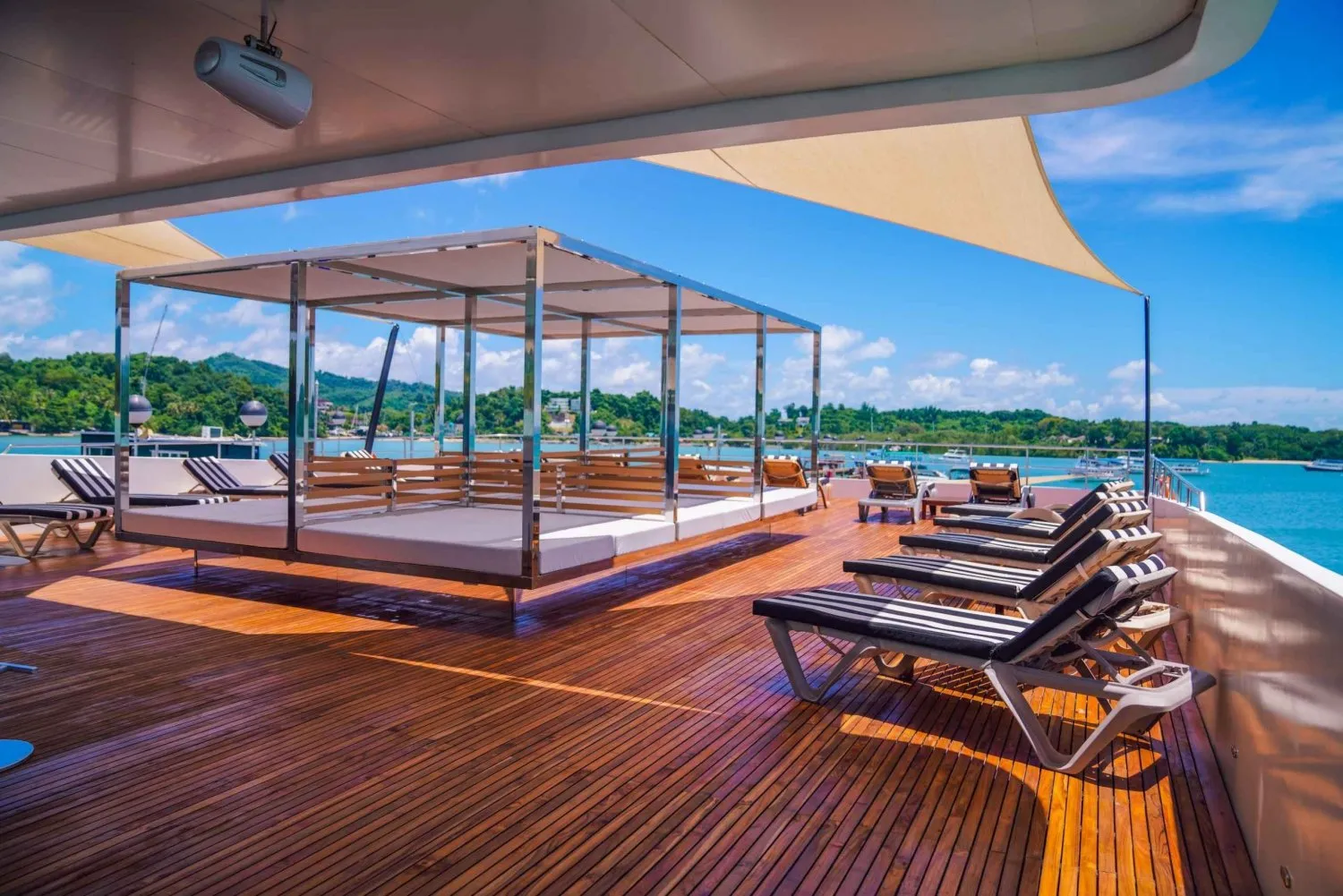 Phuket Tours - Phuket: Luxury Sunset Cruise to James Bond Island - Image 13