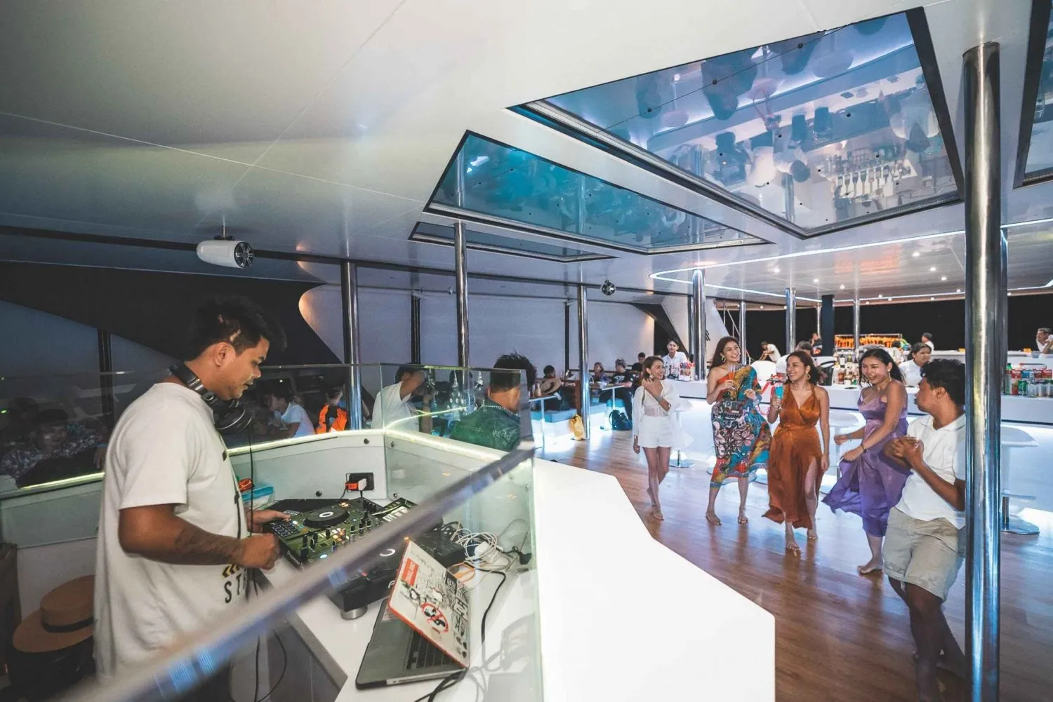 Phuket Tours - Phuket: Luxury Sunset Cruise to James Bond Island - Image 10