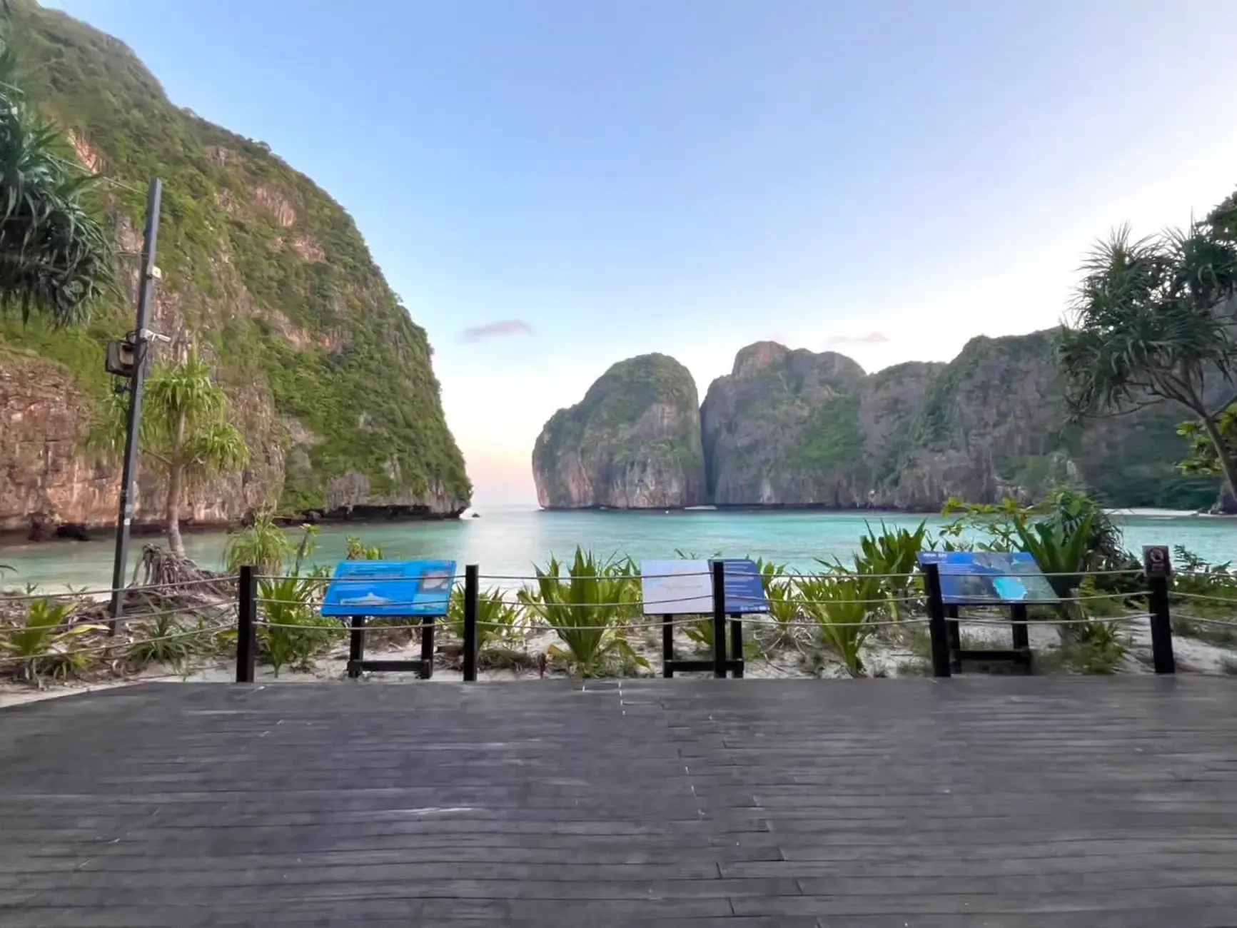 Krabi Tours - From Krabi: Phi Phi Sunrise & 4 Islands Speedboat Adventure - Image 9