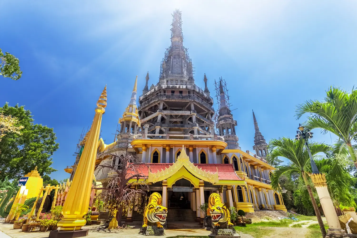 Krabi Tours - Krabi: Emerald Pool, Hot Springs & Tiger Cave Temple Tour - Image 5