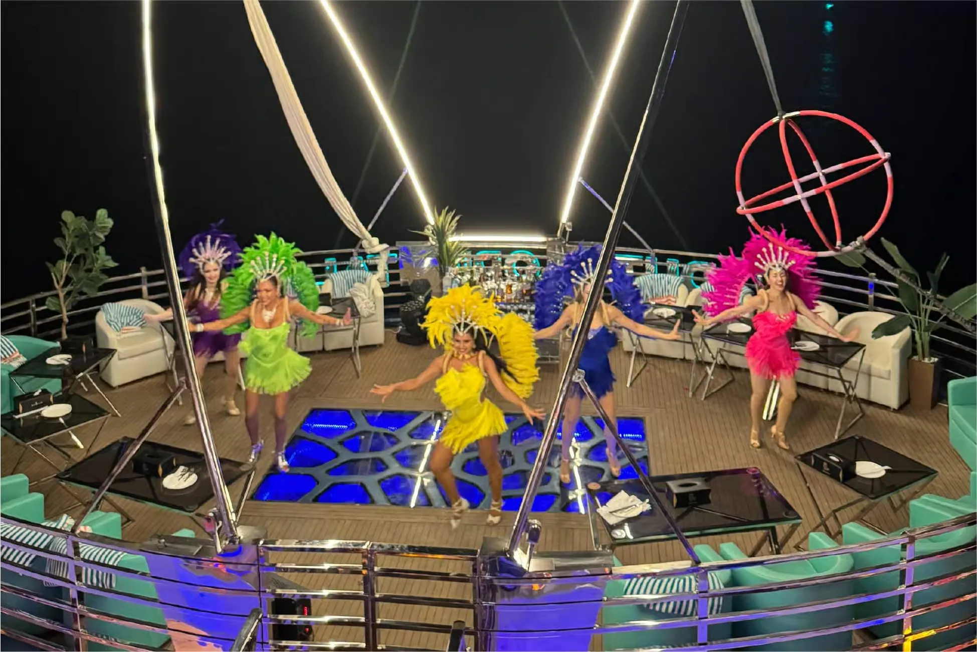 Dubai Tours - Dubai: Mega Yacht Buffet Dinner & Skyline Cruise - Image 12