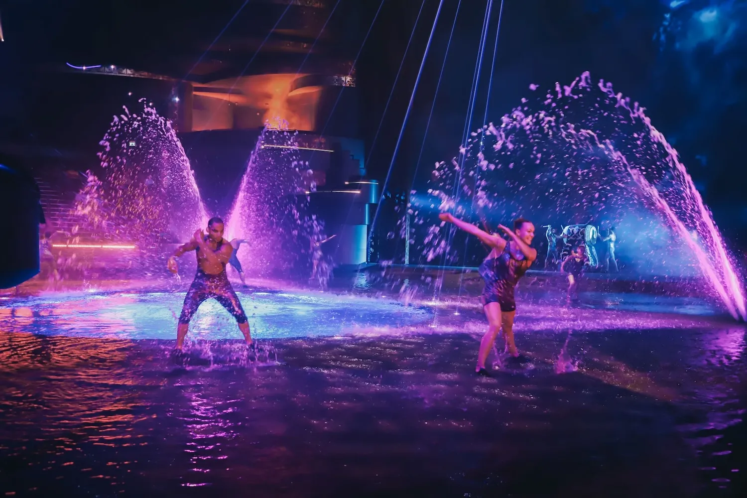 Dubai Tours - Dubai: La Perle Dragone Live Aqua Show Tickets - Image 6