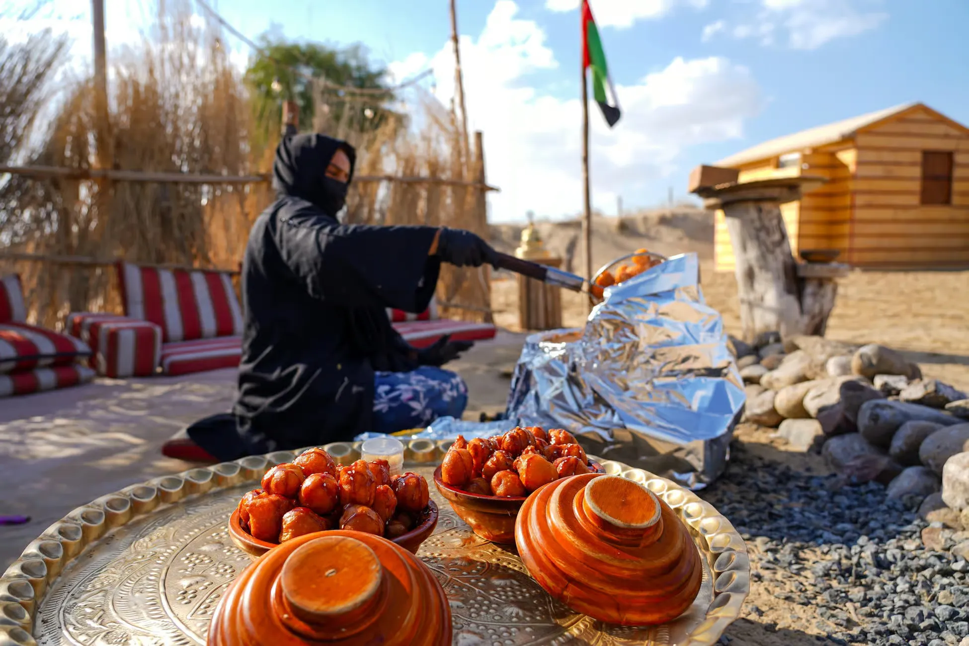 Dubai Tours - Dubai: Overnight Desert Safari with Stargazing & Camp Stay - Image 6