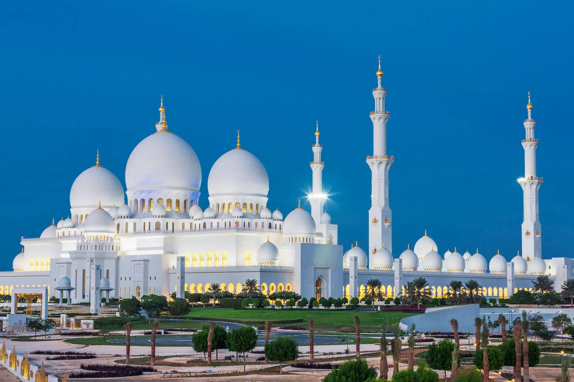 Abu Dhabi Tours - Abu Dhabi: Guided Half Day City Highlights Tour - Image 7