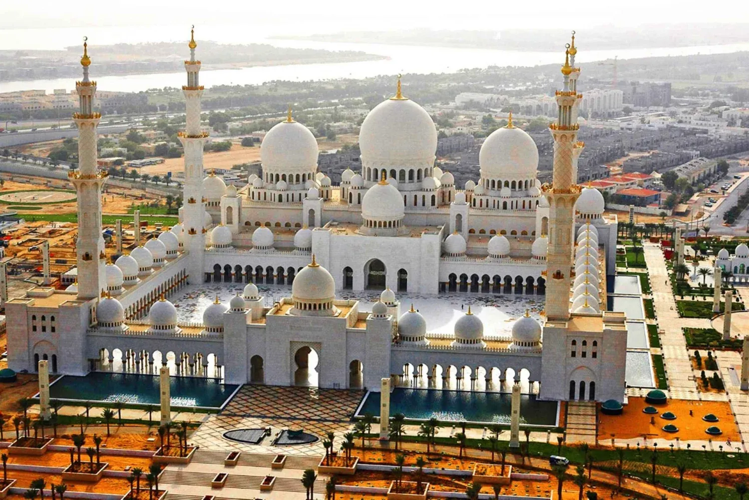Abu Dhabi Tours - Abu Dhabi: Guided Half Day City Highlights Tour - Image 9