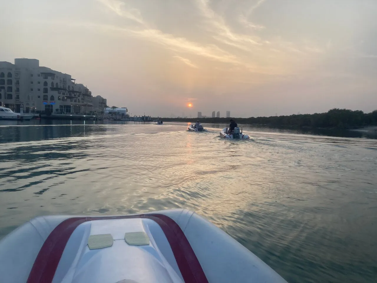 Abu Dhabi Tours - Abu Dhabi: Yas Island Self Drive Speedboat Adventure - Image 5
