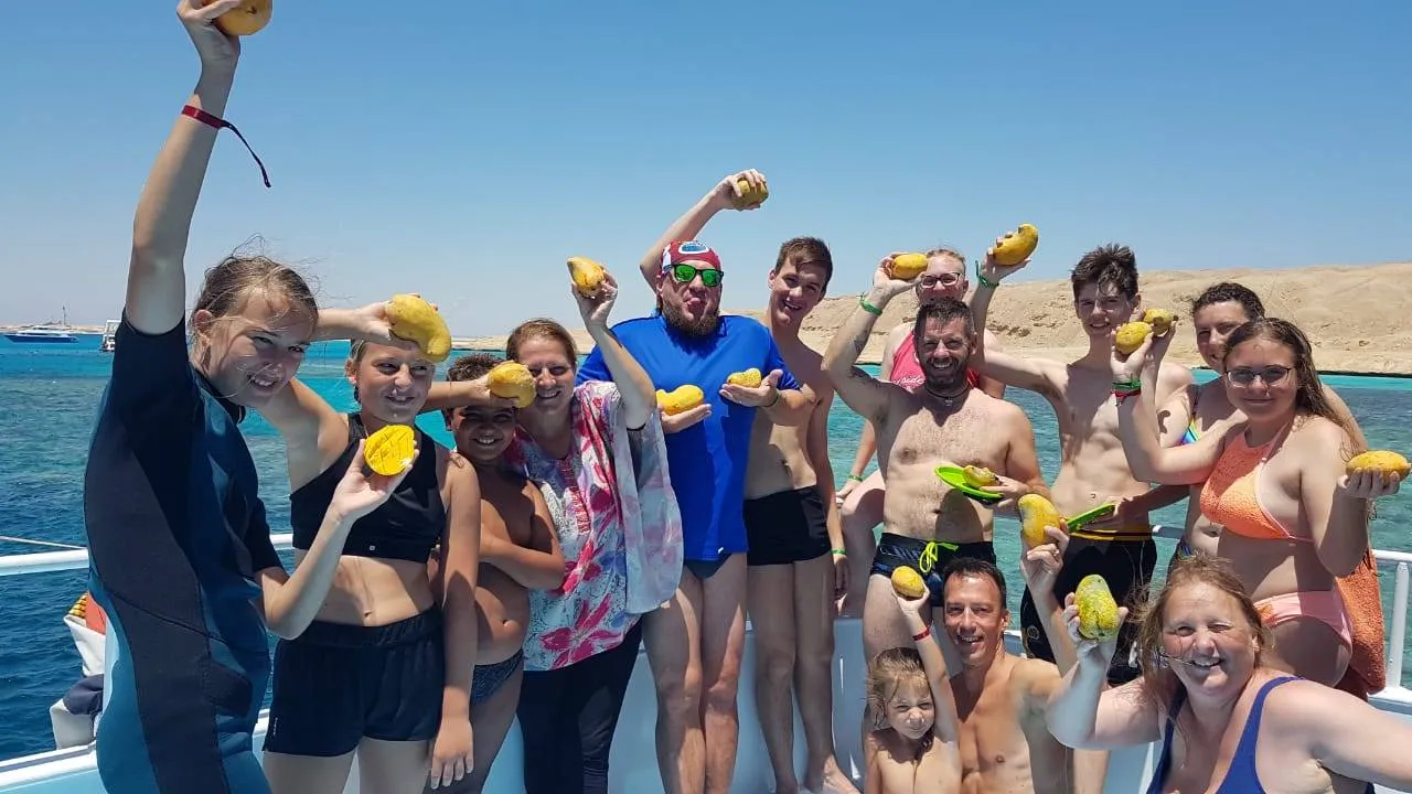 Hurghada Tours - Hurghada: Hula Hula Speedboat w/ Optional Snorkeling & Lunch - Image 5