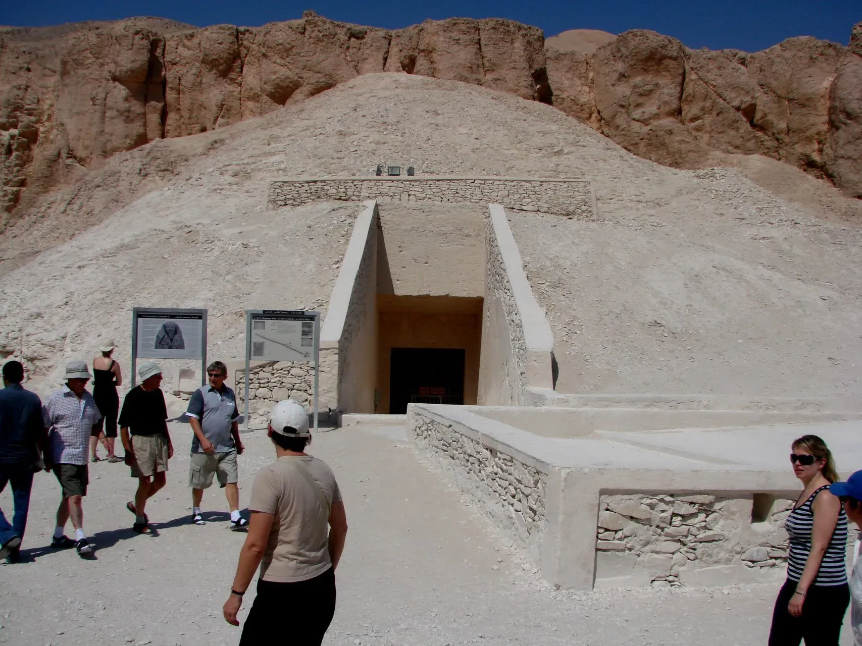 Hurghada Tours - Hurghada: Luxor Highlights Small-Group Tour & King Tut Tomb - Image 9