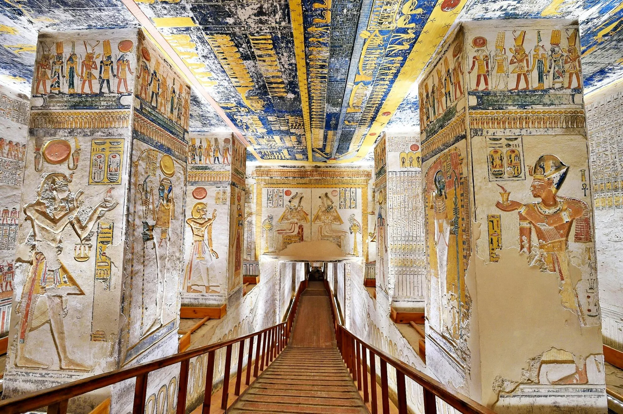 Luxor Tours - Luxor: West & East Banks Shared Full-Day Guided Tour - Image 17