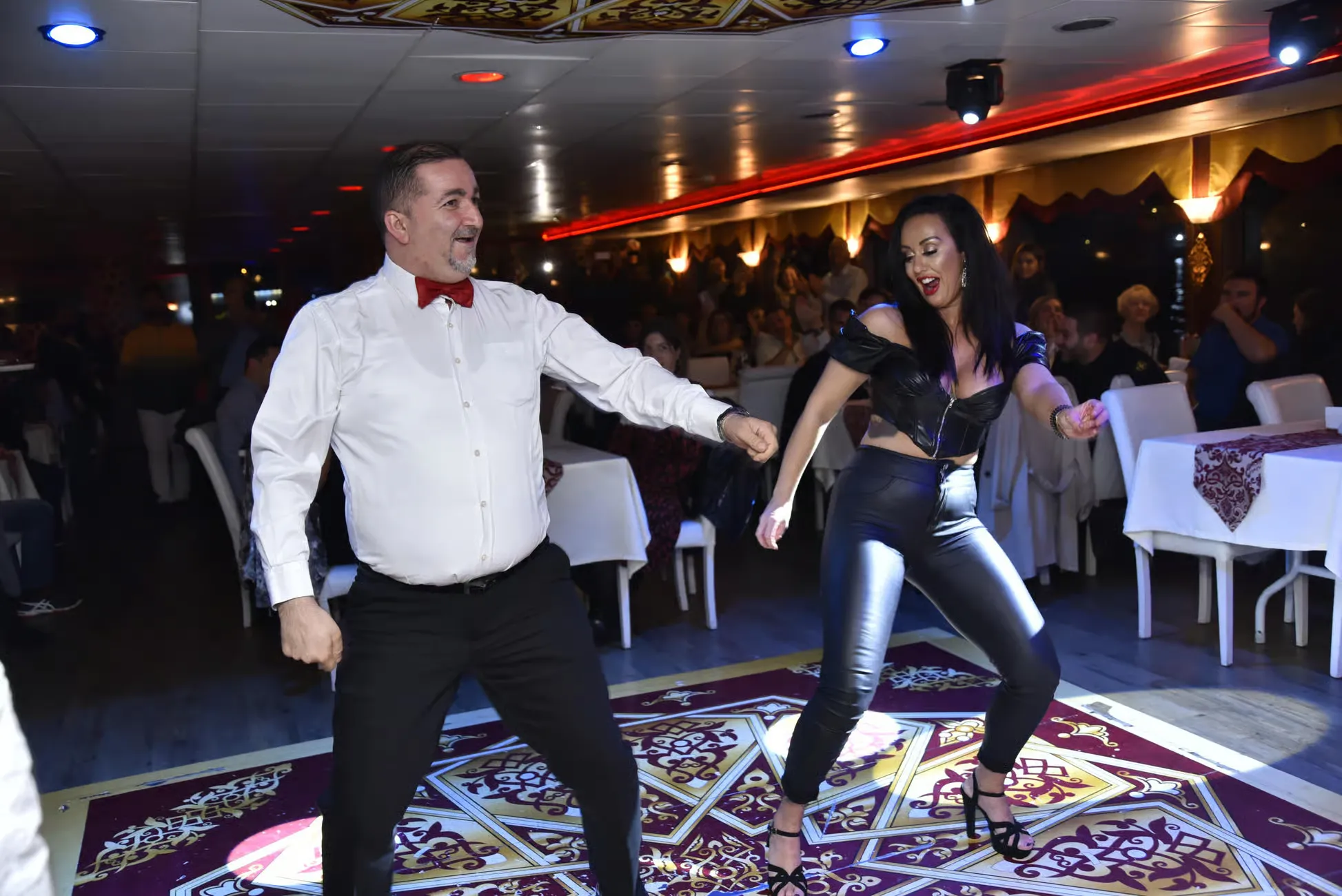 Istanbul Tours - Istanbul Bosphorus Dinner Cruise with Turkish Night Show - Image 20