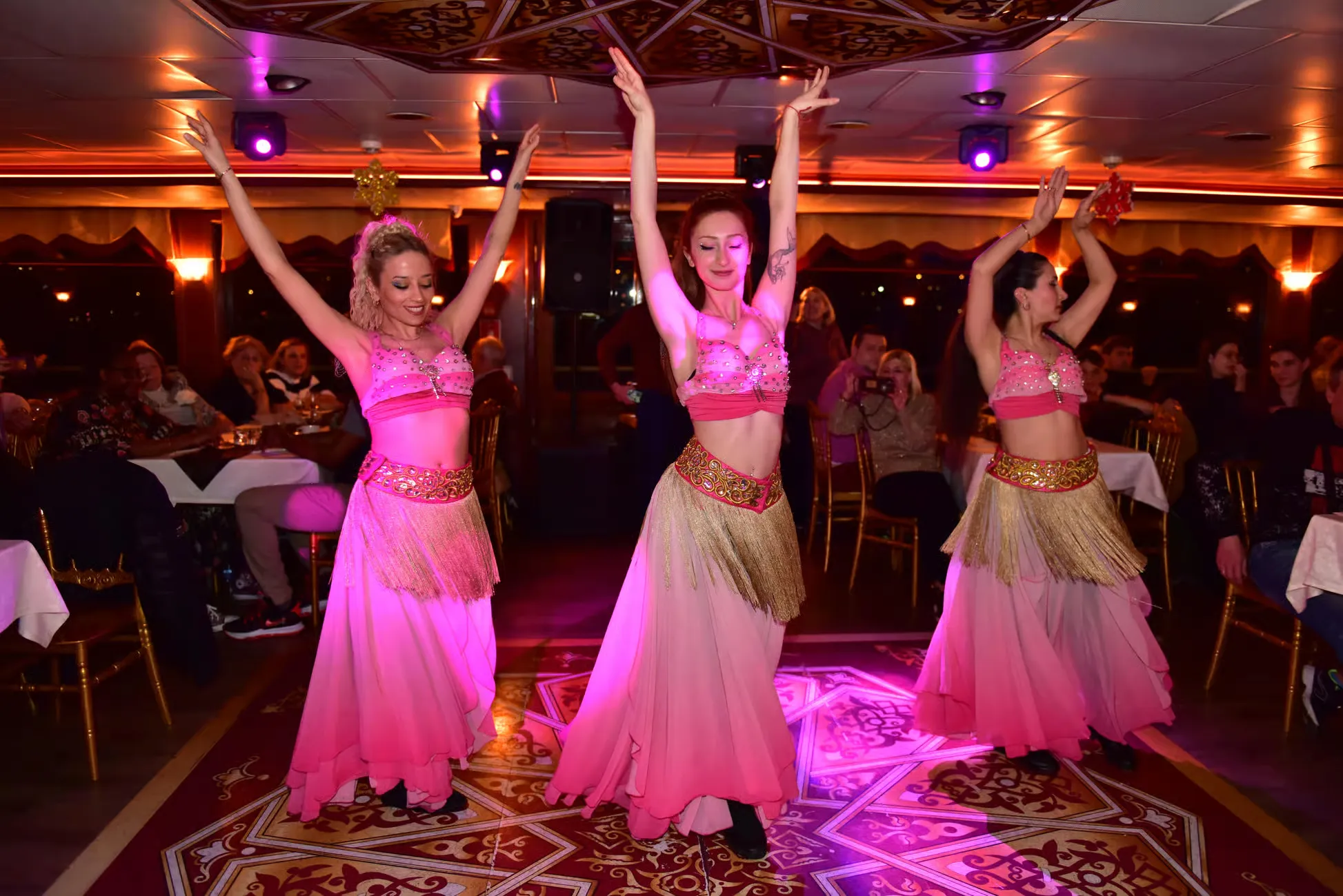 Istanbul Tours - Istanbul Bosphorus Dinner Cruise with Turkish Night Show - Image 3