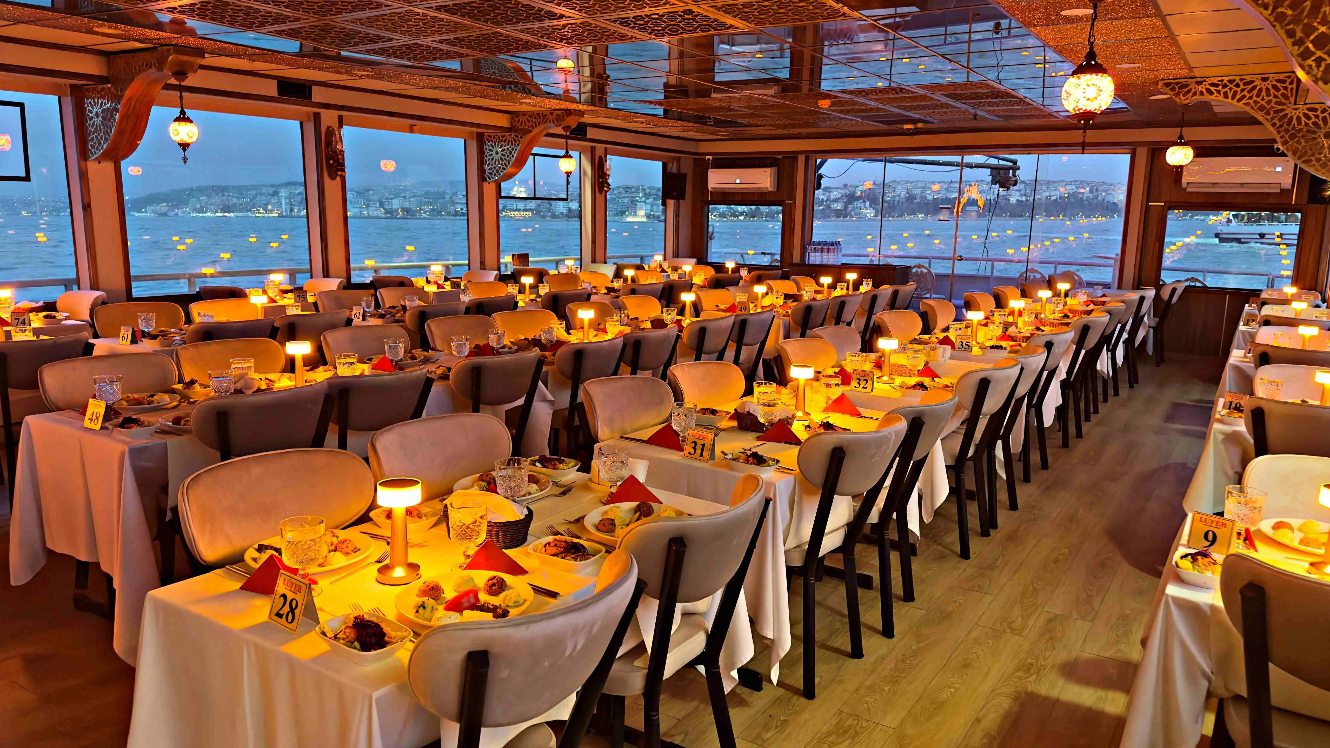 Istanbul Tours - Istanbul: Bosphorus Sightseeing Cruise with Audio Guide - Image 22