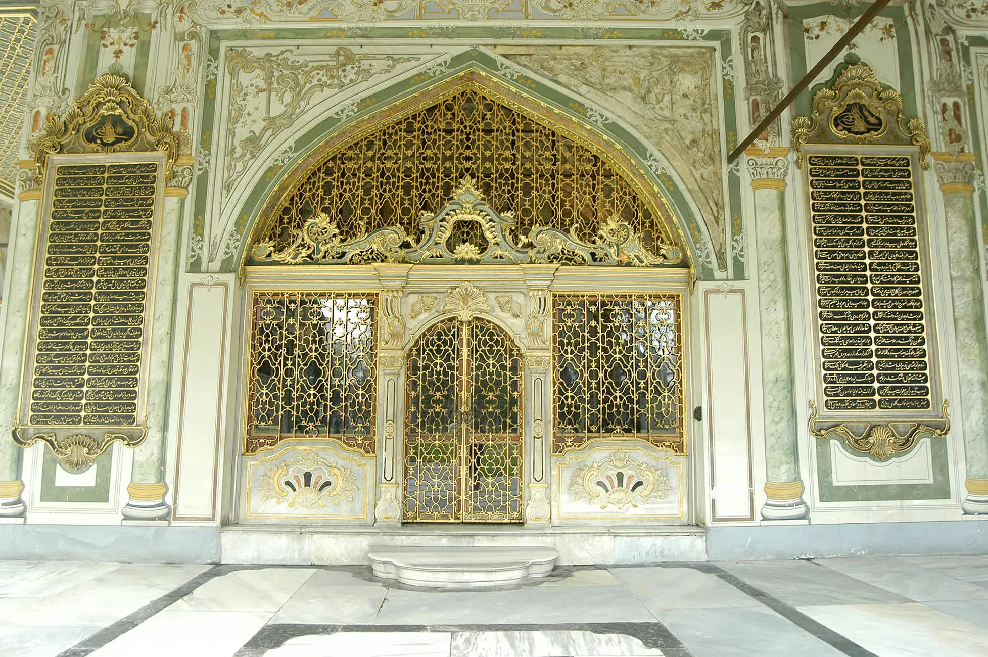 Istanbul Tours - Istanbul: Topkapi Palace & Harem Entry with Audio Guide - Image 9