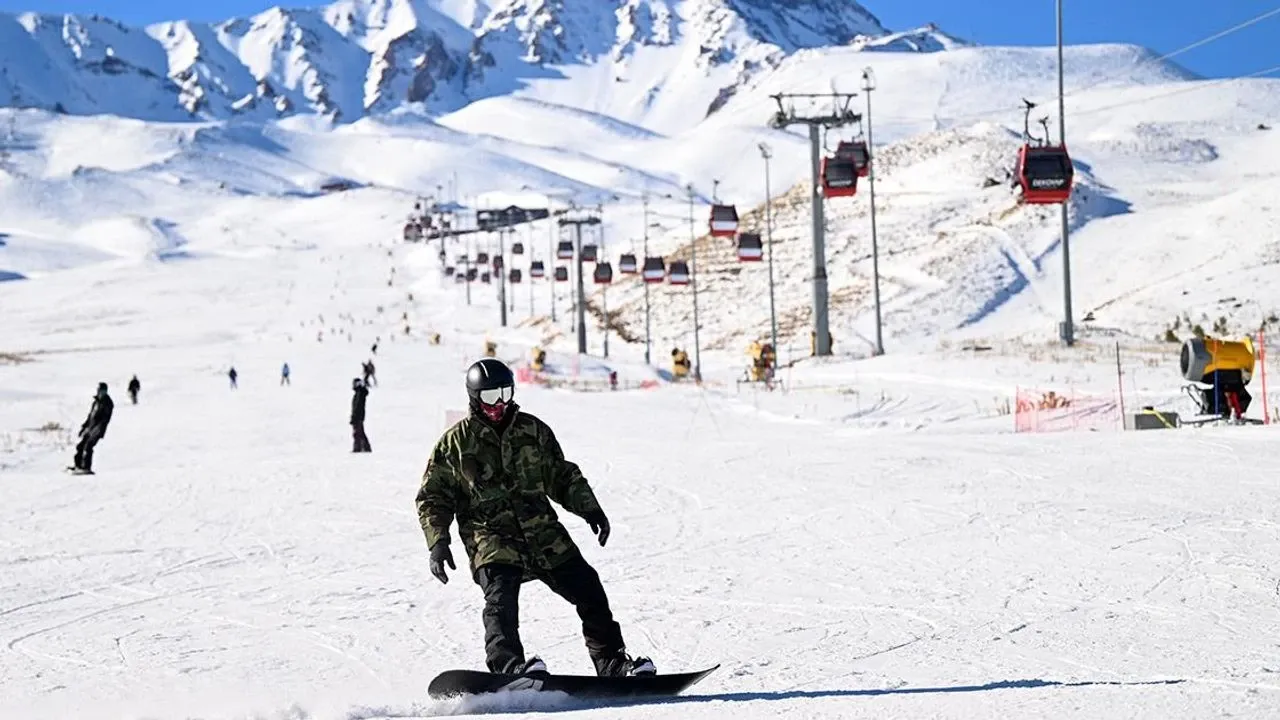 Cappadocia Tours - Cappadocia: Erciyes Ski & Snowboard w/ Gear & Opt Trainer - Image 6